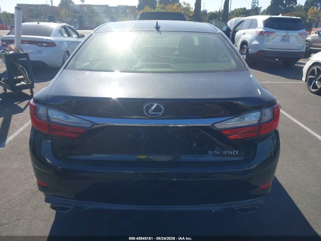 Lexus ES 350 2016 JTHBK1GG7G2229154 Image 17