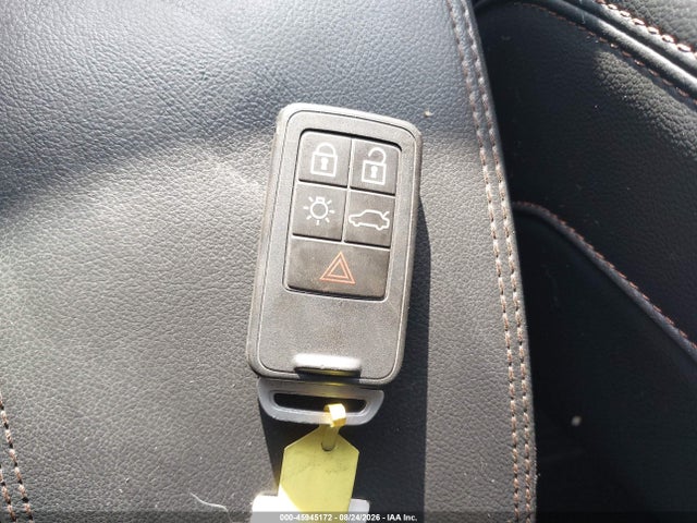 Продаж на аукціоні авто 2016 Volvo V60 Cross Country T5, vin: YV4612HK5G1016690, номер лоту: 45945172