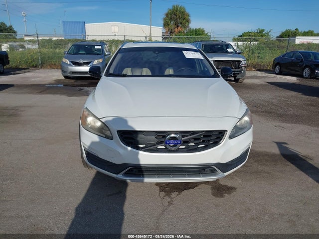 Продаж на аукціоні авто 2016 Volvo V60 Cross Country T5, vin: YV4612HK5G1016690, номер лоту: 45945172
