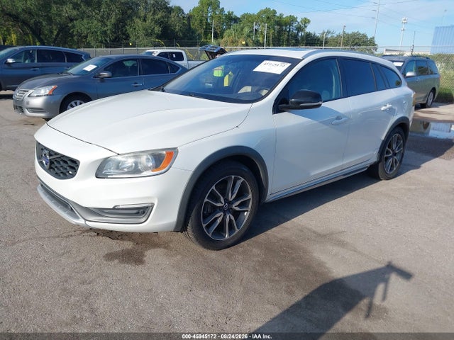 Продаж на аукціоні авто 2016 Volvo V60 Cross Country T5, vin: YV4612HK5G1016690, номер лоту: 45945172