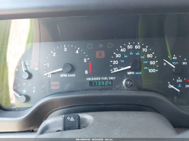 45945180 :رقم المزاد ، 1J4FY29P1VP437349 vin ، 1997 Jeep Wrangler Se مزاد بيع