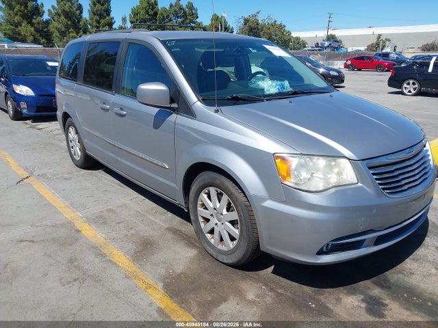 Chrysler Town &amp; Country Touring 2014 2C4RC1BG4ER220656 головне зображення