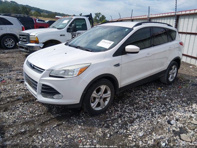 1FMCU0GX9FUA07417 Ford ESCAPE SE