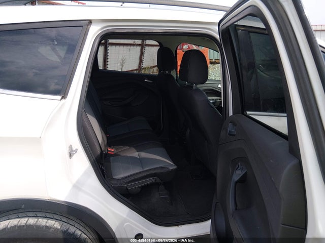 1FMCU0GX9FUA07417 Ford ESCAPE SE