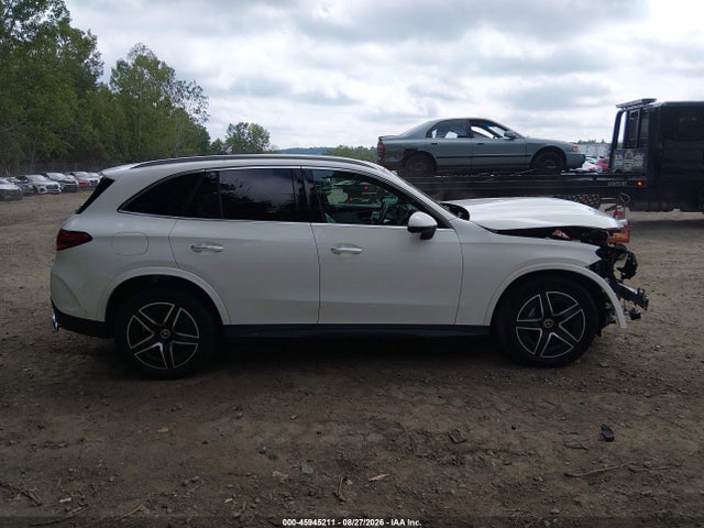 45945211 :رقم المزاد ، W1NKM4HB7RF222127 vin ، 2024 Mercedes-benz Glc 300 4matic Suv مزاد بيع