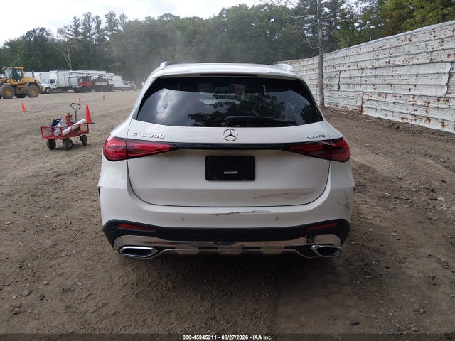 45945211 :رقم المزاد ، W1NKM4HB7RF222127 vin ، 2024 Mercedes-benz Glc 300 4matic Suv مزاد بيع