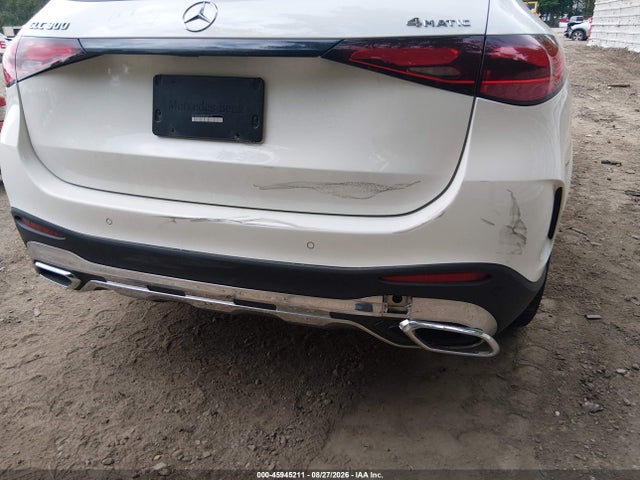 45945211 :رقم المزاد ، W1NKM4HB7RF222127 vin ، 2024 Mercedes-benz Glc 300 4matic Suv مزاد بيع
