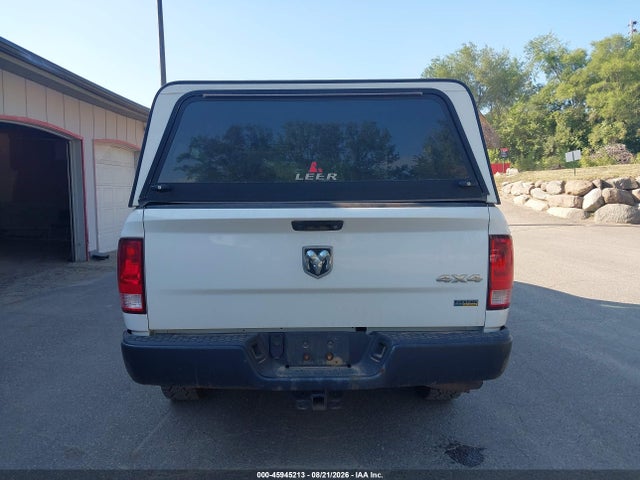 Aukcja sprzedaży 2017 Ram 1500 Tradesman  4x4 5'7 Box, vin: 1C6RR7KG1HS605717, numer aukcji: 45945213