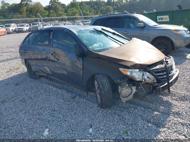 45945230 :رقم المزاد ، 2T1BU4EE5DC015047 vin ، 2013 Toyota Corolla Le مزاد بيع