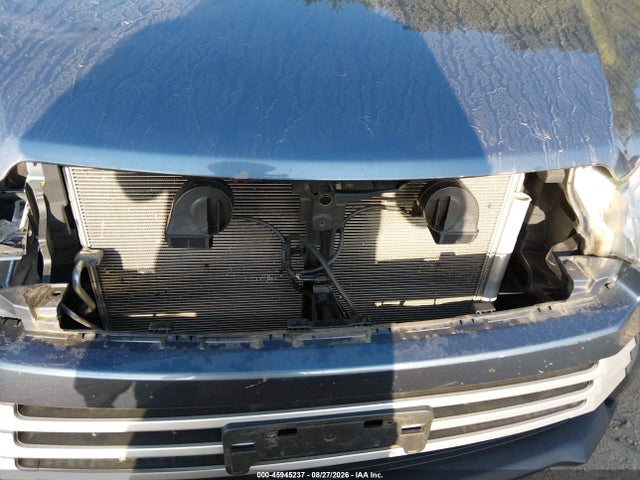 2019 Toyota Highlander Le მანქანა იყიდება აუქციონზე, vin: 5TDBZRFH1KS726255, აუქციონის ნომერი: 45945237