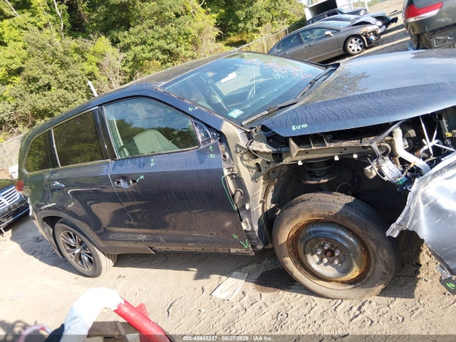 2019 Toyota Highlander Le მანქანა იყიდება აუქციონზე, vin: 5TDBZRFH1KS726255, აუქციონის ნომერი: 45945237