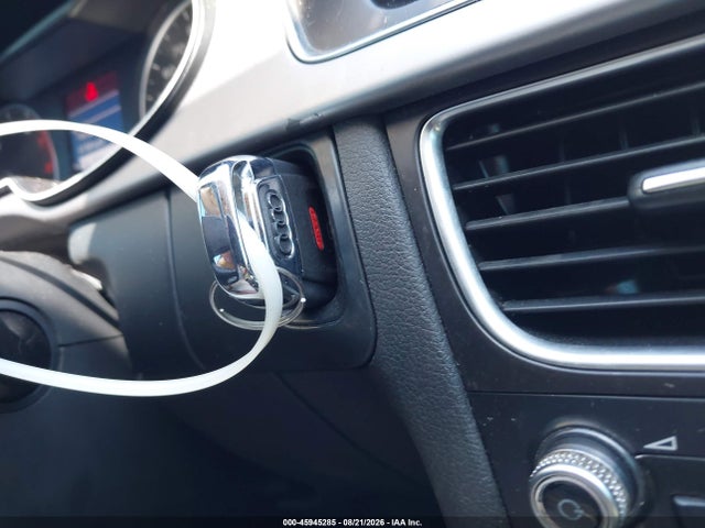 Audi A4 2.0t Premium 2014 WAUAFAFL0EN005264 Image 11