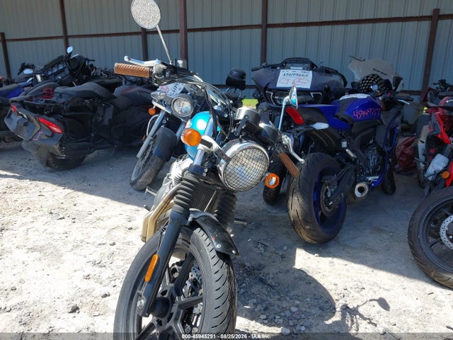 45945291 :رقم المزاد ، ME3FPN476NK700636 vin ، 2022 Royal Enfield Motors Int 650 مزاد بيع