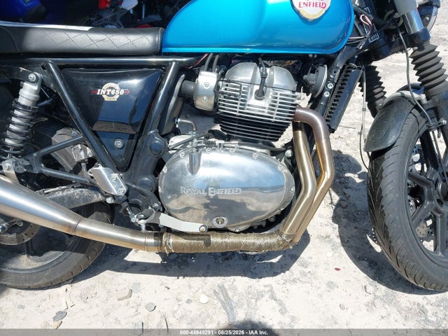 45945291 :رقم المزاد ، ME3FPN476NK700636 vin ، 2022 Royal Enfield Motors Int 650 مزاد بيع