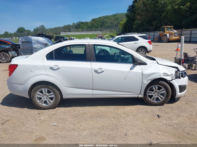Продажа на аукционе авто 2014 Chevrolet Sonic Lt Auto, vin: 1G1JC5SH9E4101235, номер лота: 45945307