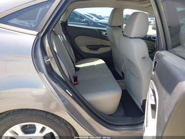 45945339 :رقم المزاد ، 3FADP4BJ9EM234528 vin ، 2014 Ford Fiesta Se مزاد بيع
