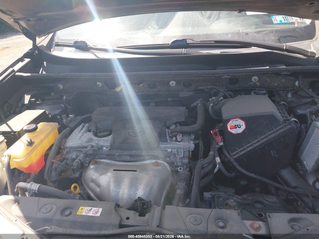 Toyota RAV4 LE 2018 JTMBFREV1JJ250522 Image 9