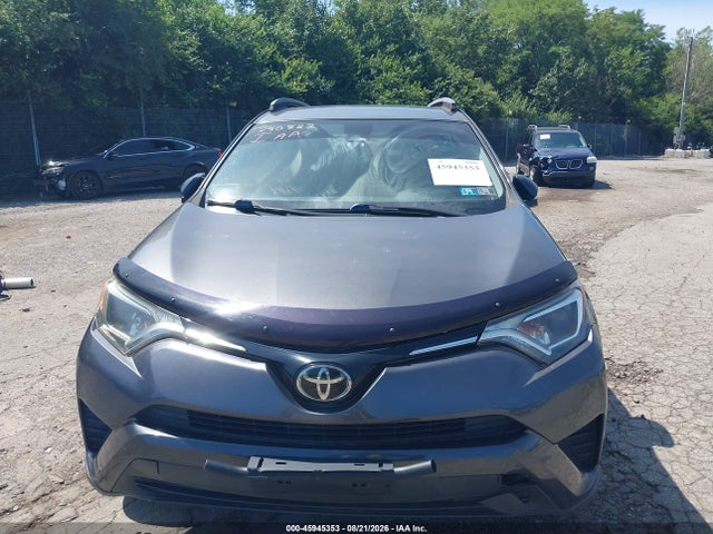 Toyota RAV4 LE 2018 JTMBFREV1JJ250522 Image 11