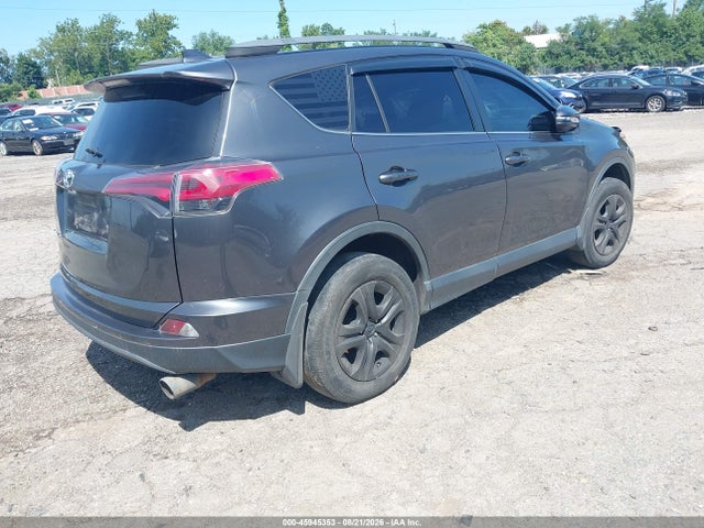 Toyota RAV4 LE 2018 JTMBFREV1JJ250522 Image 4