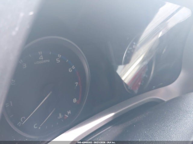 Toyota RAV4 LE 2018 JTMBFREV1JJ250522 Image 6