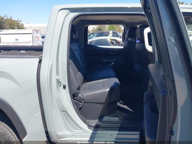 Продаж на аукціоні авто 2024 Toyota Tundra Sr5, vin: 5TFLA5DB4RX213850, номер лоту: 45945377