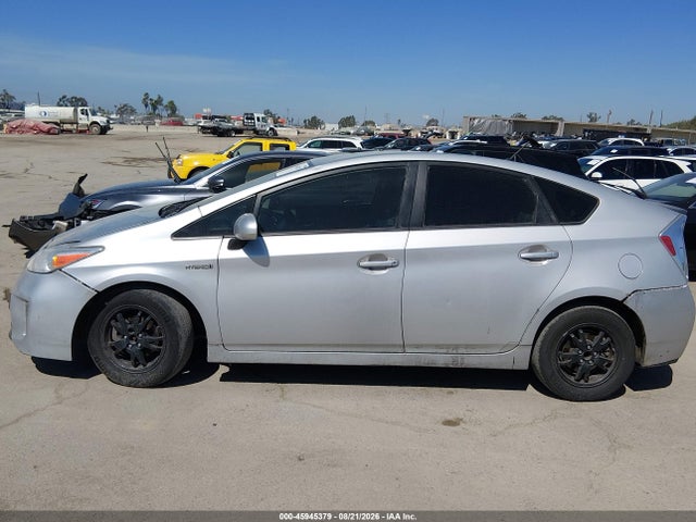 Toyota Prius Two 2015 JTDKN3DU1F1937824 Image 14