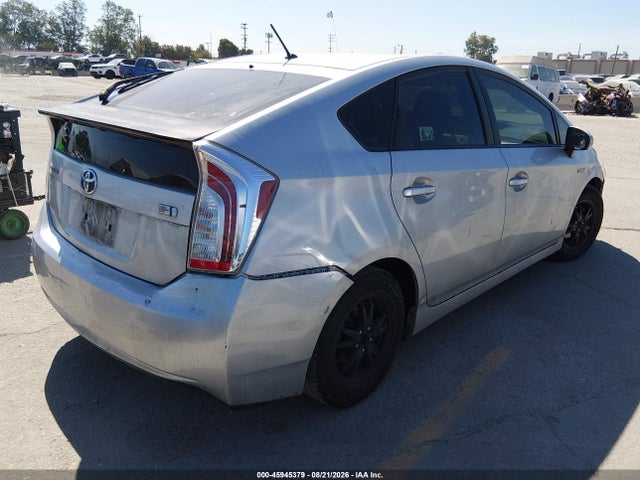 Toyota Prius Two 2015 JTDKN3DU1F1937824 Image 4