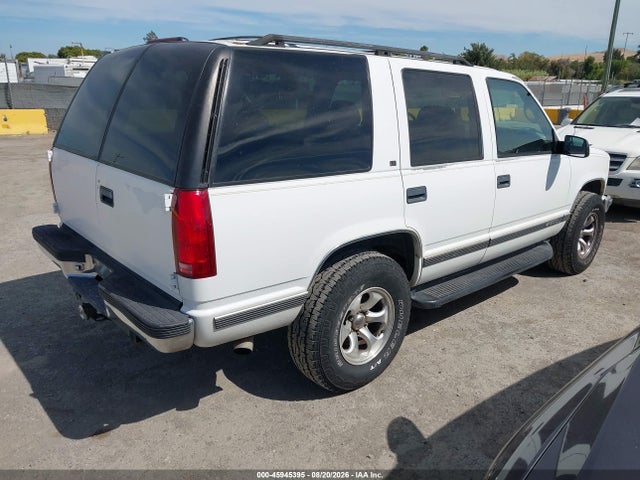 1997 Chevrolet Tahoe Ls მანქანა იყიდება აუქციონზე, vin: 1GNEK13R0VJ331315, აუქციონის ნომერი: 45945395