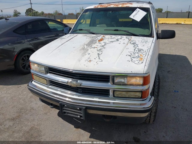 1997 Chevrolet Tahoe Ls მანქანა იყიდება აუქციონზე, vin: 1GNEK13R0VJ331315, აუქციონის ნომერი: 45945395