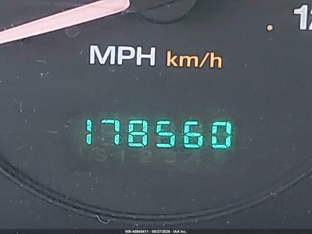 2002 Jeep Grand Cherokee Sport მანქანა იყიდება აუქციონზე, vin: 1J4GX38S82C232097, აუქციონის ნომერი: 45945411