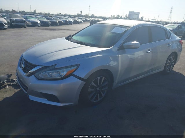 Nissan Altima 2.5 Sv 2017 1N4AL3APXHC185585 Image 2