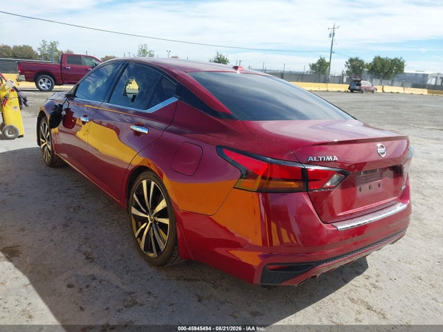 Продажа на аукционе авто 2021 Nissan Altima Platinum Intelligent Awd, vin: 1N4BL4FW7MN301723, номер лота: 45945494