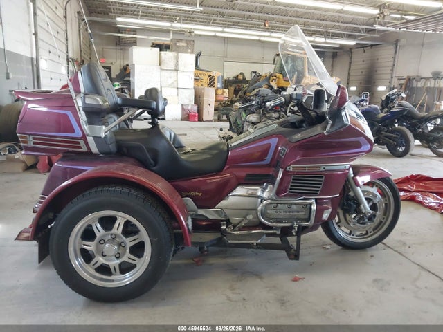 1989 Honda Gl1500 მანქანა იყიდება აუქციონზე, vin: 1HFSC2205KA106648, აუქციონის ნომერი: 45945524
