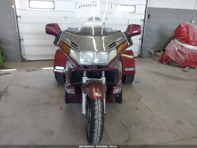 1989 Honda Gl1500 მანქანა იყიდება აუქციონზე, vin: 1HFSC2205KA106648, აუქციონის ნომერი: 45945524
