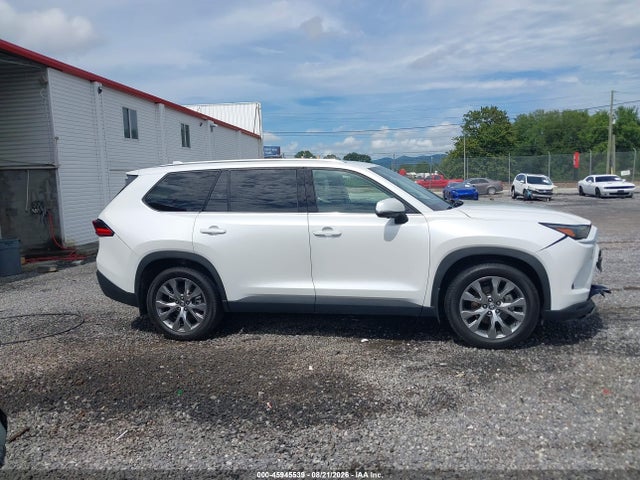 Toyota Grand Highlander Limited 2024 5TDAAAB52RS025251 Image 13