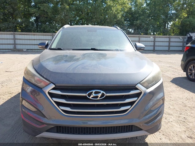 45945546 :رقم المزاد ، KM8J33AL8JU769423 vin ، 2018 Hyundai Tucson Sport مزاد بيع