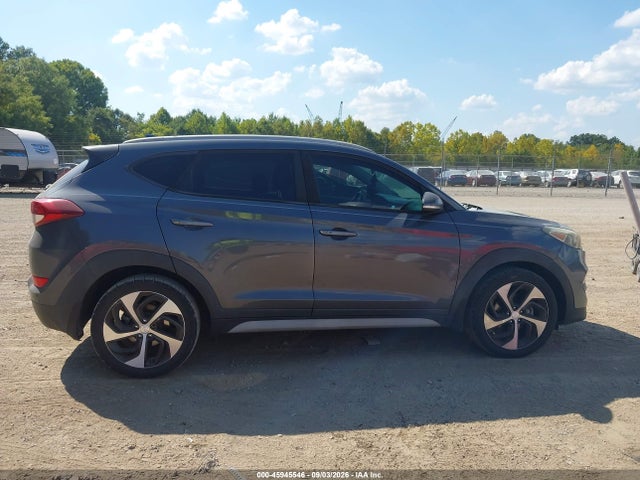 45945546 :رقم المزاد ، KM8J33AL8JU769423 vin ، 2018 Hyundai Tucson Sport مزاد بيع