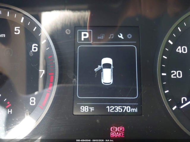 45945546 :رقم المزاد ، KM8J33AL8JU769423 vin ، 2018 Hyundai Tucson Sport مزاد بيع