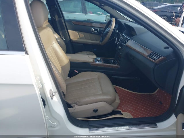 45945560 :رقم المزاد ، WDDHF9AB0BA495681 vin ، 2011 Mercedes-benz E 550 4matic مزاد بيع