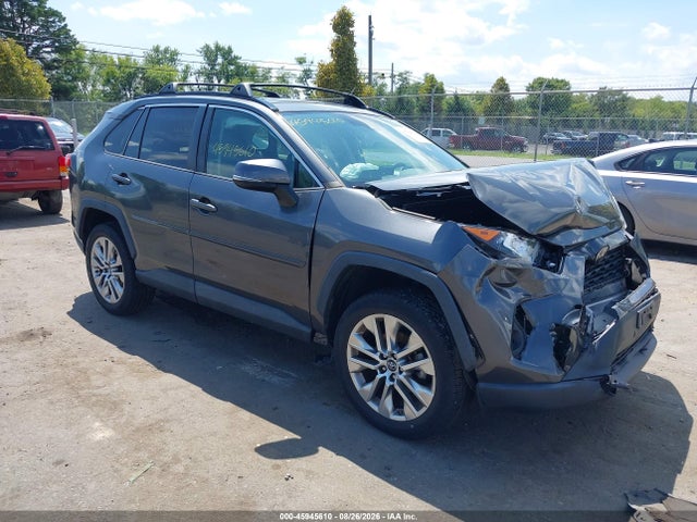 Продажа на аукционе авто 2019 Toyota Rav4 Xle Premium, vin: 2T3A1RFVXKC012794, номер лота: 45945610