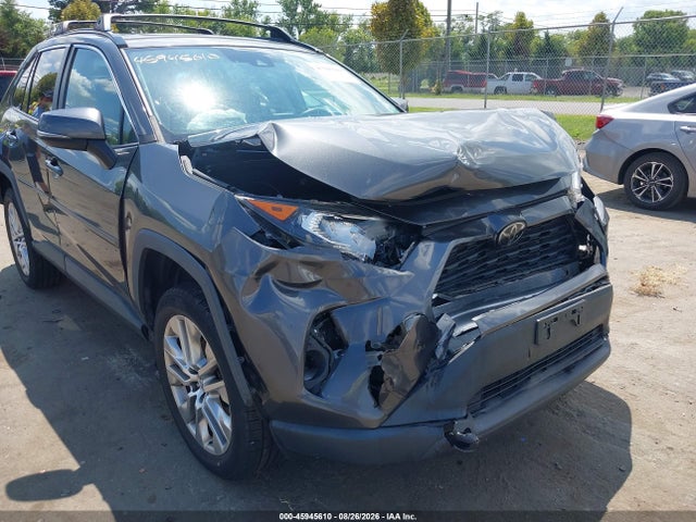Продажа на аукционе авто 2019 Toyota Rav4 Xle Premium, vin: 2T3A1RFVXKC012794, номер лота: 45945610