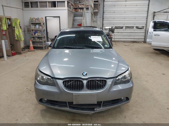 2007 Bmw 525xi მანქანა იყიდება აუქციონზე, vin: WBANF33567CS41841, აუქციონის ნომერი: 45945659