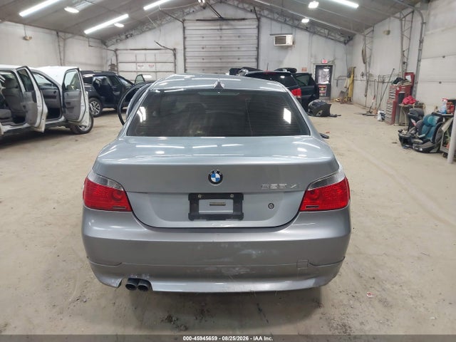 2007 Bmw 525xi მანქანა იყიდება აუქციონზე, vin: WBANF33567CS41841, აუქციონის ნომერი: 45945659