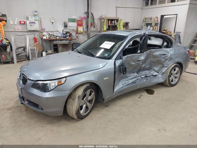 2007 Bmw 525xi მანქანა იყიდება აუქციონზე, vin: WBANF33567CS41841, აუქციონის ნომერი: 45945659