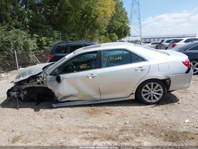 45945666 :رقم المزاد ، 4T4BF1FK0ER339851 vin ، 2014 Toyota Camry Xle مزاد بيع