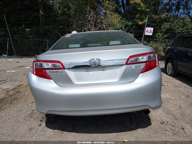 45945666 :رقم المزاد ، 4T4BF1FK0ER339851 vin ، 2014 Toyota Camry Xle مزاد بيع