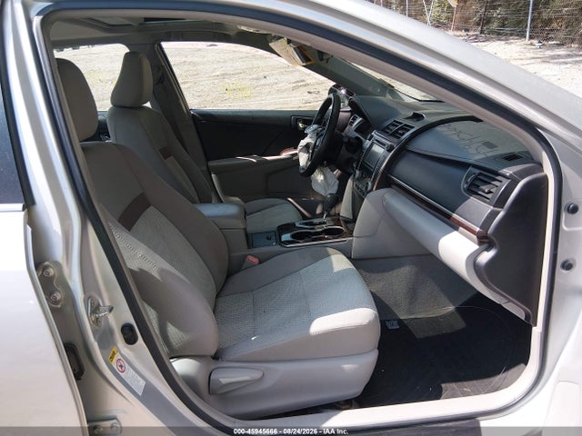45945666 :رقم المزاد ، 4T4BF1FK0ER339851 vin ، 2014 Toyota Camry Xle مزاد بيع