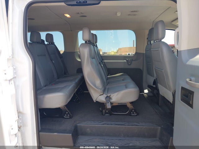 1FMZK1ZM3JKB43071 Ford Transit-150 Xl