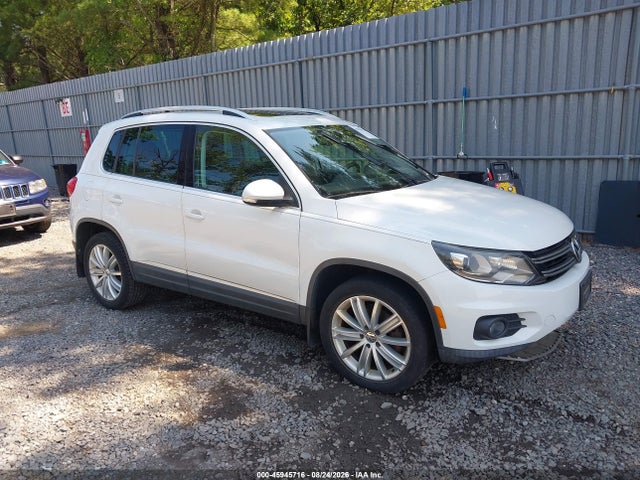 2016 Volkswagen Tiguan Se მანქანა იყიდება აუქციონზე, vin: WVGAV7AX8GW564363, აუქციონის ნომერი: 45945716