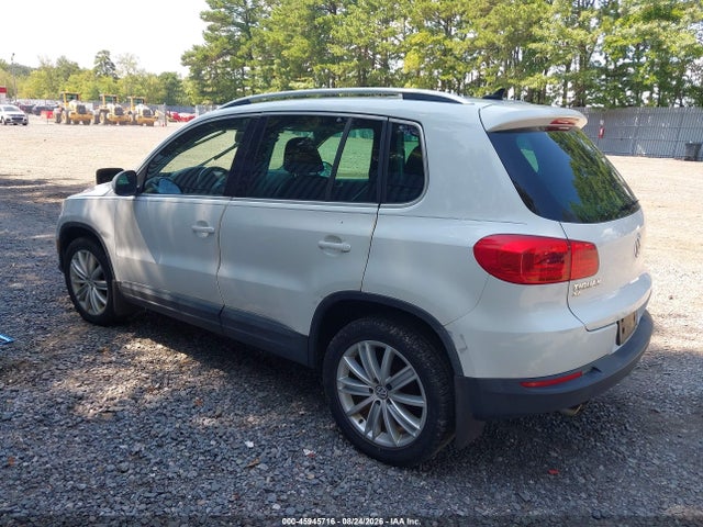 Продаж на аукціоні авто 2016 Volkswagen Tiguan Se, vin: WVGAV7AX8GW564363, номер лоту: 45945716